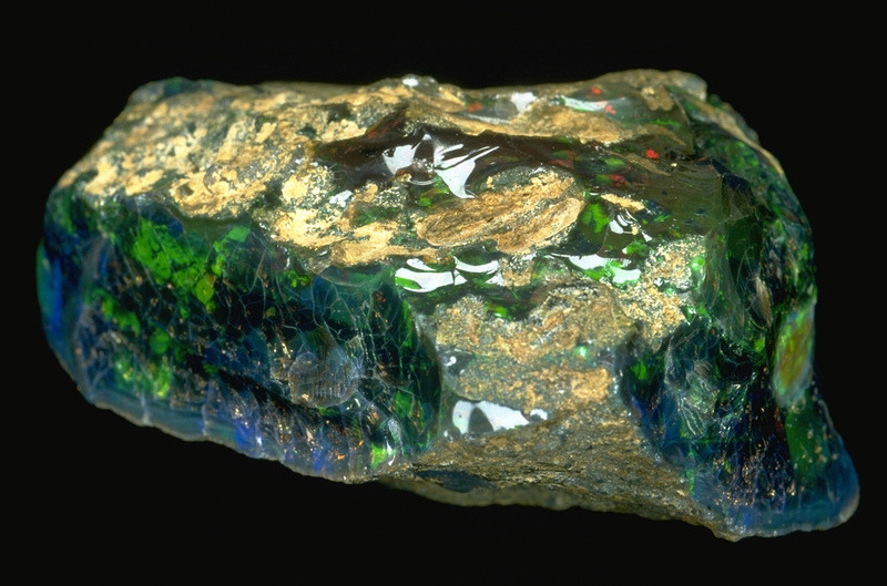 fuckyeahmineralogy:  The 2,585-carat “Roebling Opal” from the Smithsonian’s