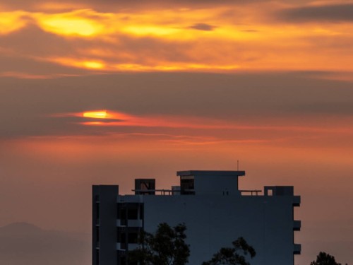Amaneceres y atardeceres de El Salvador
2021
9/19 - Las nubes esconden al sol
Opticae: Sigma 17-50 f2.8
Arx: 50mm
Velocitas: 30.0 sec
Foraminis: f8.0
 
.
.
.
.
.
.
.
.
.
.
.
  
   
   
  
   
    posted on Instagram - https://instagr.am/p/CY1JUiINmer/ #Nikon#d7500#landscape#elsalvadorimpresionante#latinamerica#latinos#CentralAmerica#landscapeporn#suns