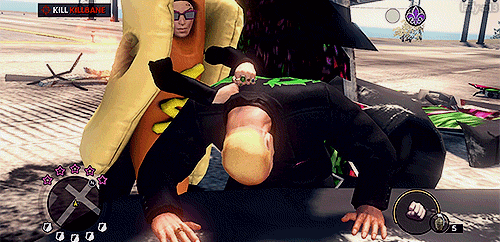 lady-z13:      no one hot dog should have all that power     