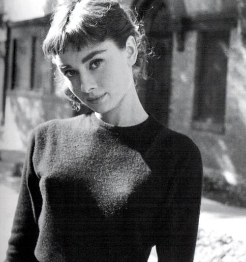 Porn photo suicideblonde:  Audrey Hepburn 