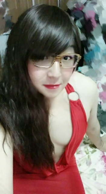 julia-sen:  love this red dress so much~❤ Made the fat guy like me looked so feminine!(I