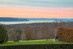 archatlas: The Rockefeller Family Gardens    In The Rockefeller Family Gardens, photographer Larry Lederman gives readers unprecedented access to the two Kykuit gardens—the expansive Beaux-Arts–style garden and a little-known Japanese garden, brought