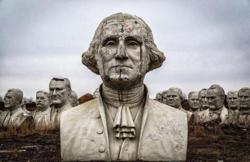 Porn photo abandonedandurbex:  President’s heads in