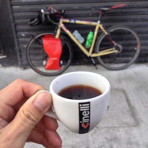 livetoridenyc:Coffee and Hobo, great combination, time to explore the world. @acosmichobo Concentrat