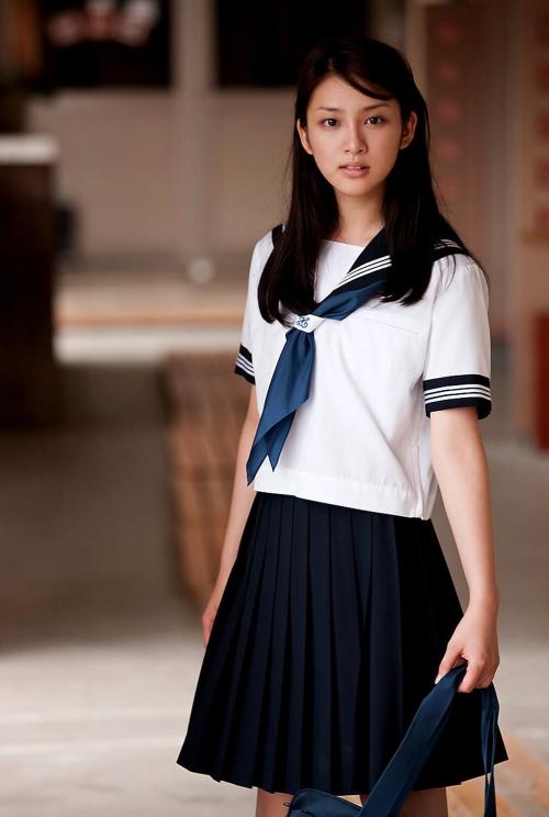 Emi Takei武井咲