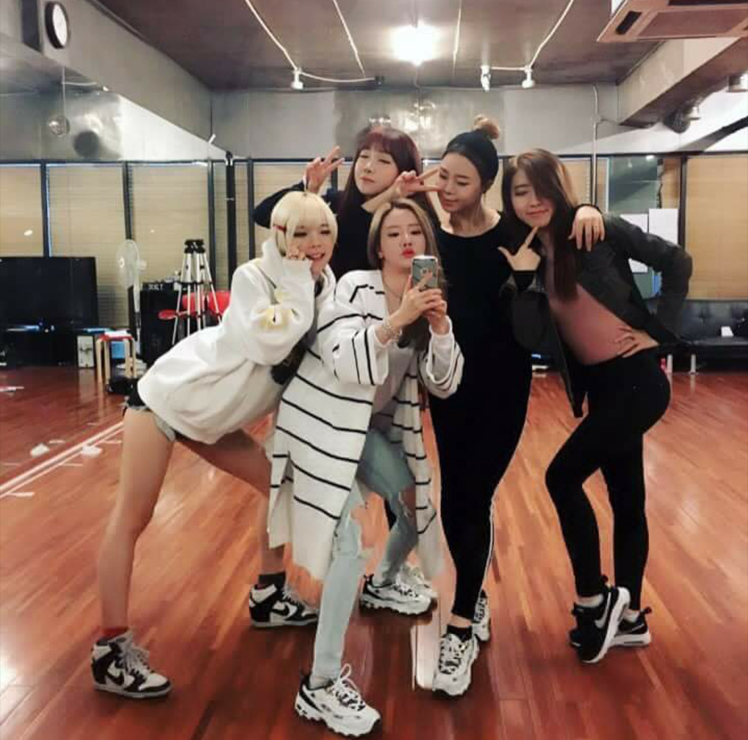 [160412] Bulldok Members instagram update | FuckYeah Kimi