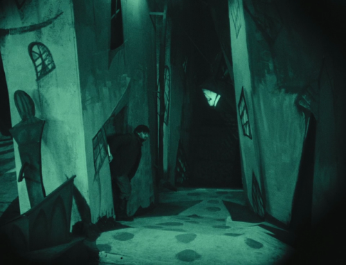 Das Cabinet des Dr. Caligari a.k.a. The Cabinet of Dr. Caligari (1920) dir. Robert Wiene