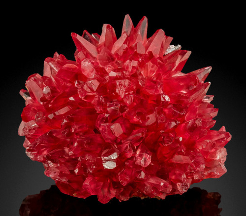 vugnasmineralblog:Rhodochrosite on ManganiteN'Chwaning Mines, Kuruman, Kalahari manganese fields, No