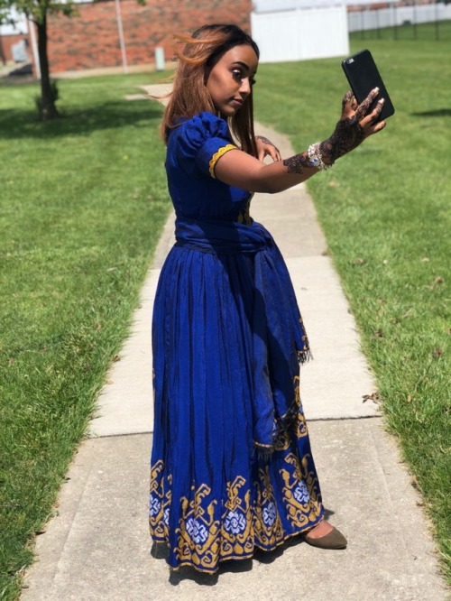 slimthickforeign:ethiopian traditional clothing.