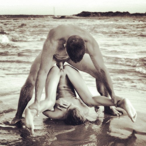 darkangelfindingherway: wydemarca: see http://wydemarca.tumblr.com/ for sex outdoors