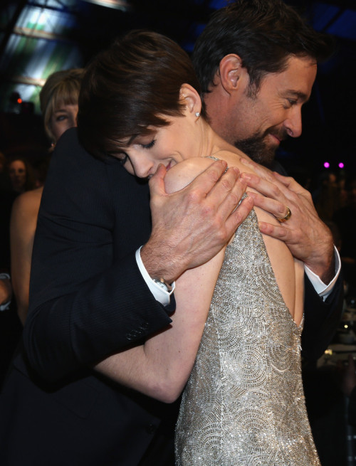 suicideblonde:Anne Hathaway hugging Hugh Jackman after winning Best Actress at the Critics Choice 