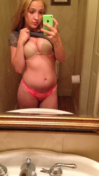 lemmegiddat:  Just because 😘