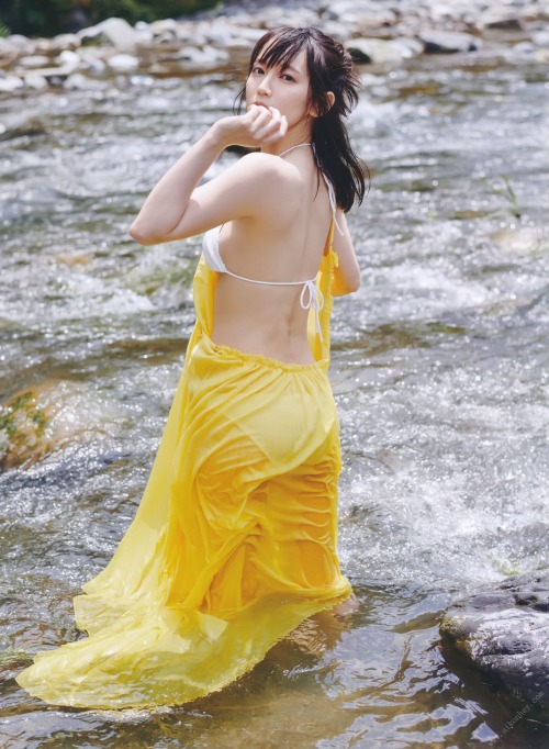 gravia-idols:  Photobook Riho Collection - 4