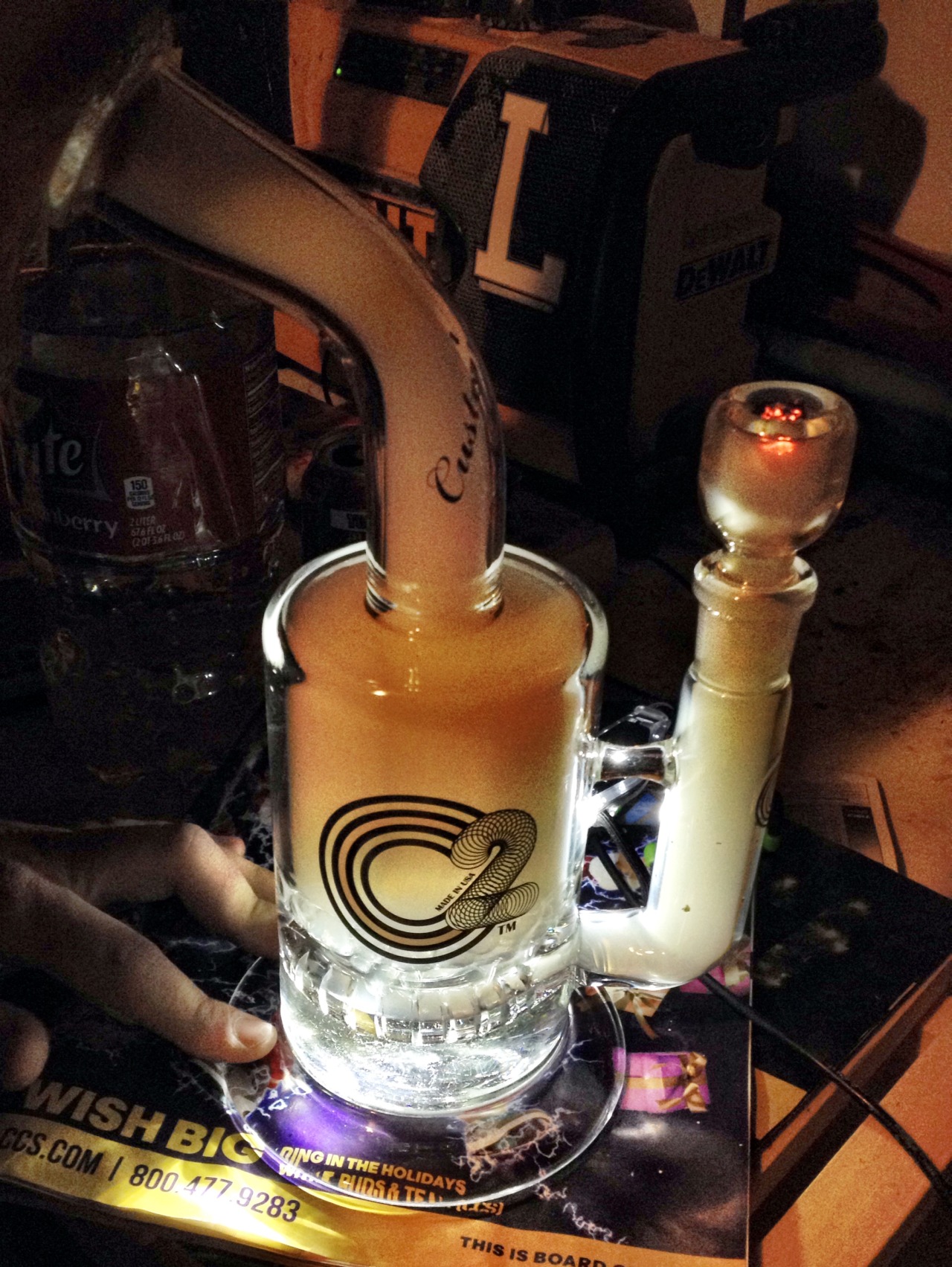 bong-rips-acid-trips:  Custom Creations. 