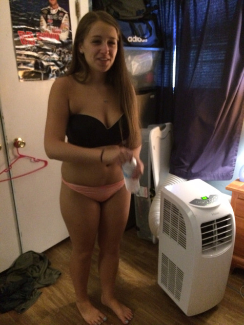 ichigo96xx:exposeit41:slutposerexposerruining:Maggie Novelli199 Commodore Rd Manahawkin, NJ 08050 Ma