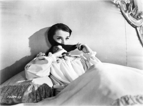 bohemea:  Audrey Hepburn 