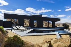 nnmprv:  The Black Desert House by Marc Atlan + Oller &amp; Pejic.