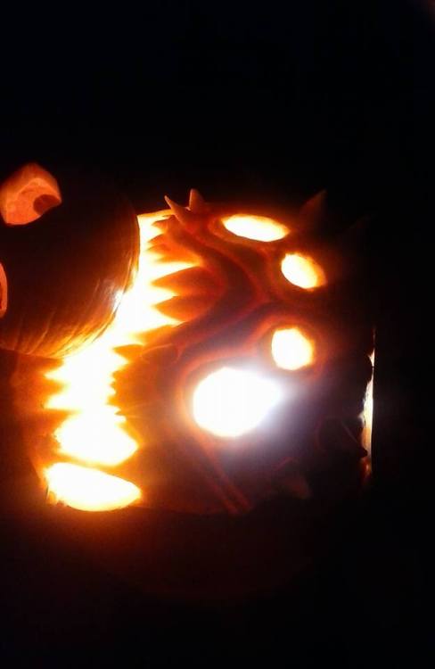 mylifeforthelore: So my friend Rob made the literal coolest jack o lantern in the fking world.