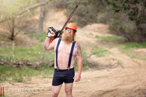magicalgirlmindcrank: mymodernmet: Bearded Man Playfully Poses for Pin-Up Calendar to Raise Money fo