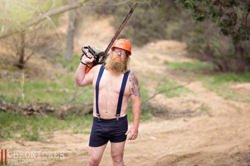 mymodernmet: Bearded Man Playfully Poses for Pin-Up Calendar to Raise Money for Children’s Cha