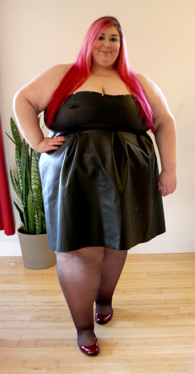 chubbycartwheels:  Posted some better quality pictures of my faux leather dress with spikes on my bl