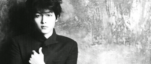 kang-maruu:  3/~ edits of Song Joong Ki  