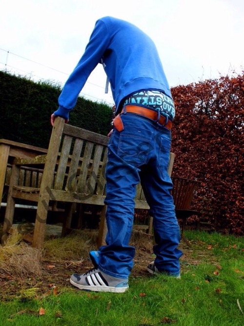 For more hot saggers, jocks, bulgers, and hung bros follow&hellip;. And tunk your junk with me.