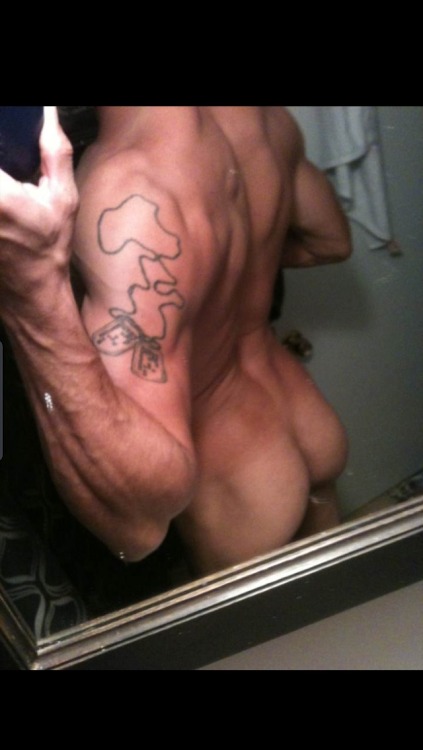 voyboi:  Hottie Marine from Maine