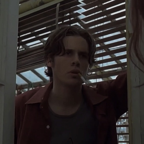 kris-lemche-daily: kris lemche as sam in ginger snaps (2000) please like/reblog if you save!