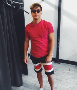 mintdolans:  punishmedolans:@graysondolan: I was trying on clothes and I asked Ethan to take a picture of me because there was no mirror but I also haven’t posted in a while so I’m just gonna put this up  Baby looks so good in red ❤️