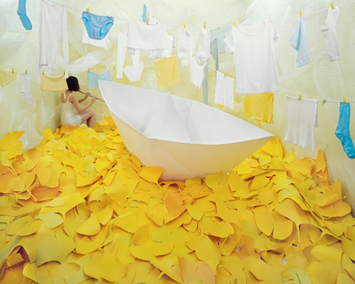 archatlas:    JeeYoung Lee Since 2007,  Lee JeeYoung shoots the invisible. Whereas traditional photography submits extracts of reality to our eyes, the artist offers excerpts from her heart, her memory, or her dreams. Restrained by the inherent limits