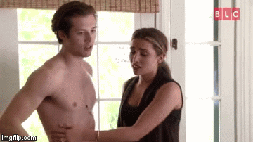 classymike44:  Leo Howard being delicious eye candy on Betch. 