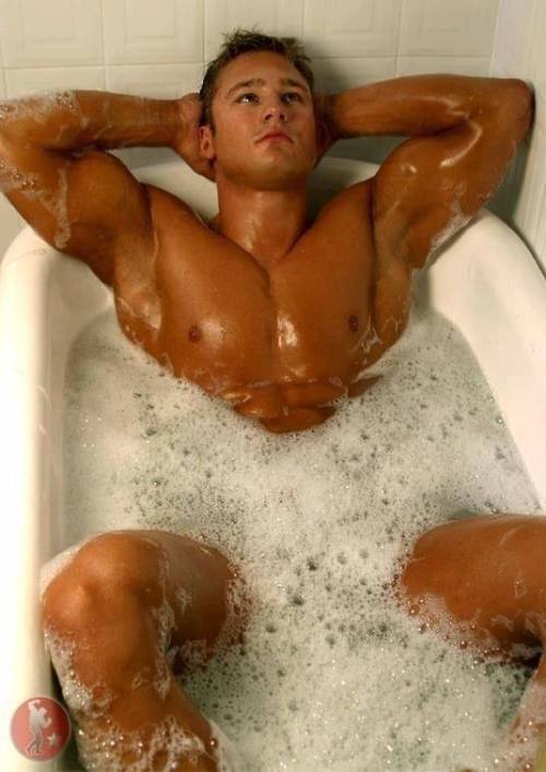 crazysexyfun:  …clean body, dirty mind?…I have my fingers crossed …’cause we’re going to “play” dirty!… …crazysexyfun…  