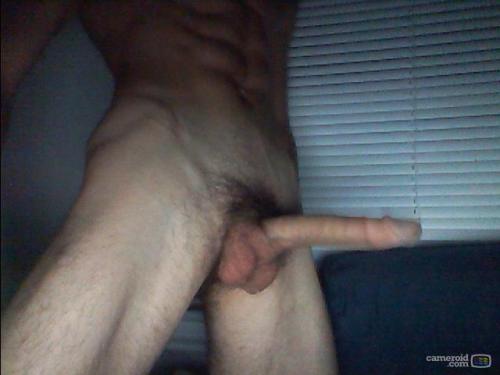 nakedguyselfies: nakedguyselfies.tumblr.comYou’re probably to busy jerking off but if not you should