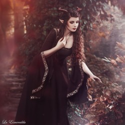 modellaesmeralda:Autumn Fairy ❤ (advertisement) Photo: @lilifilane  Dress made by me _____ #fantasy #fairytale #fineart #fineartphotography #gothic #queen #elf #elvenqueen #royalty #modellaesmeralda #autumn #autumnal #hamburg #igershamburg #cosplay