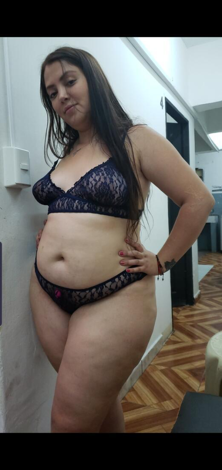 omgdotti:Just so happy to be getting a fat