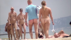 Couples find nude walking a great way to