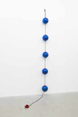 mdme-x:  Lizzi Bougatsos, 2012Happy EndingGazing globes, rope, flower144 x 9 x 36 inches (365.76 x 22.86 x 91.44 cm)