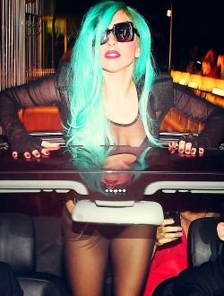 gaga-mothermonsters:  Gaga in Paris :D