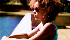cheeseradio:  misfits meme » [1/5] favourite characters:  ✘ Alisha Daniels |
