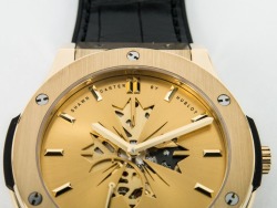 Amazingly tasteful for Jay Z’s venture- Shawn Carter by Hublot #gold #watch