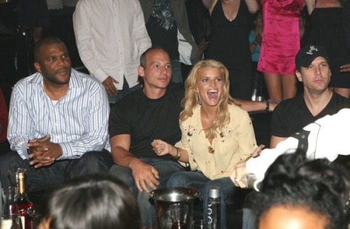 popculturediedin2009:Jessica Simpson attends a Prince concert, June 2007