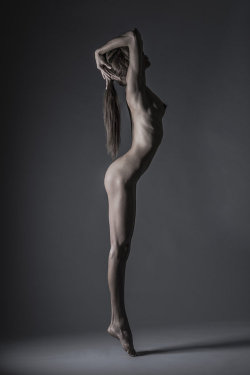 onlynude:  Balance by ~goodeggproductions 