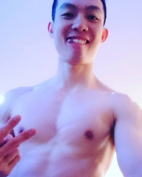 sgboygasm: Another tall good looking SG Guy - Marcus!