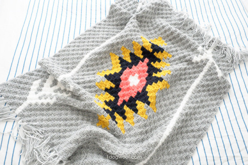 podkins:SOUTHWEST SUNBURST C2C CROCHET AFGHANWhat a great and detailed ‘corner to corner’ tutorial f