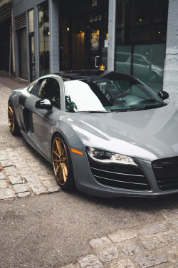 onlysupercars:  R8