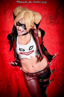 cosplayhotties:  Harley Quinn INJUSTICE: