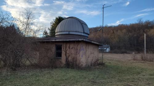 evilbuildingsblog:  Observatory, Sussex, NJ [OC]