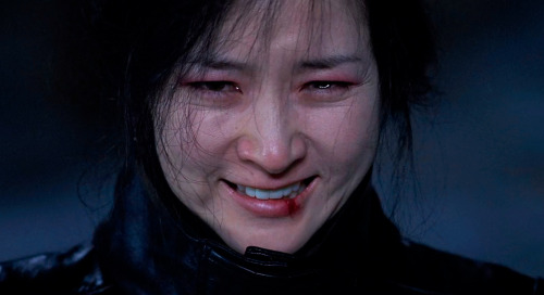 grusinskayas:   Lee Young-ae in Sympathy for Lady Vengeance |  친절한 금자씨 (2005) dir. Park Chan-wook