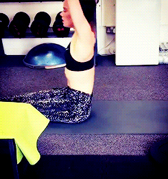 winterwarg:@daisyridley: POWER PHASE! #FITNESSFRIDAY #funkyfriday #swolemates #swoledier #toostrongf